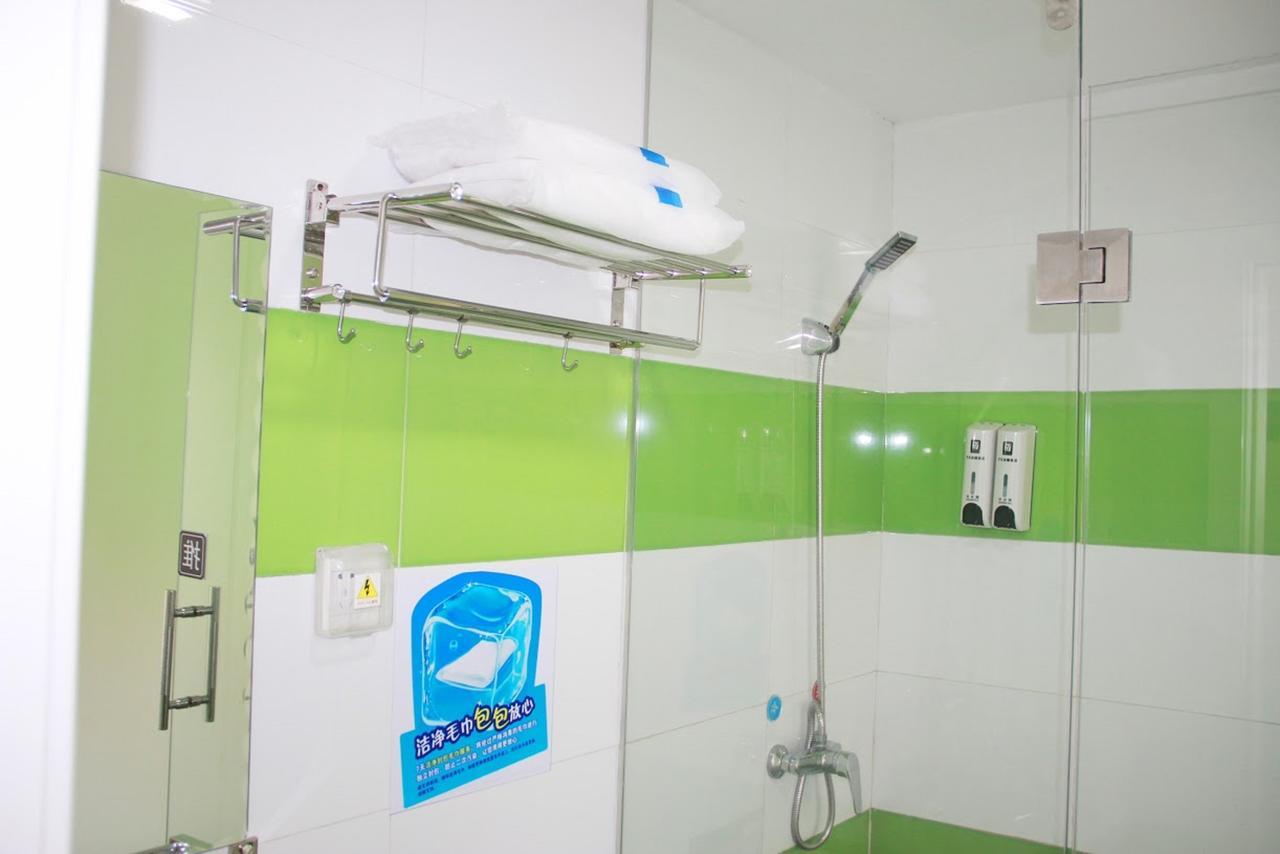 7Days Inn Zhongshan Li He Square Bagian luar foto