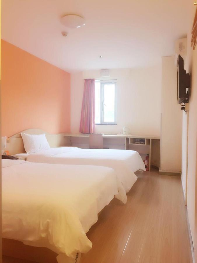 7Days Inn Zhongshan Li He Square Bagian luar foto